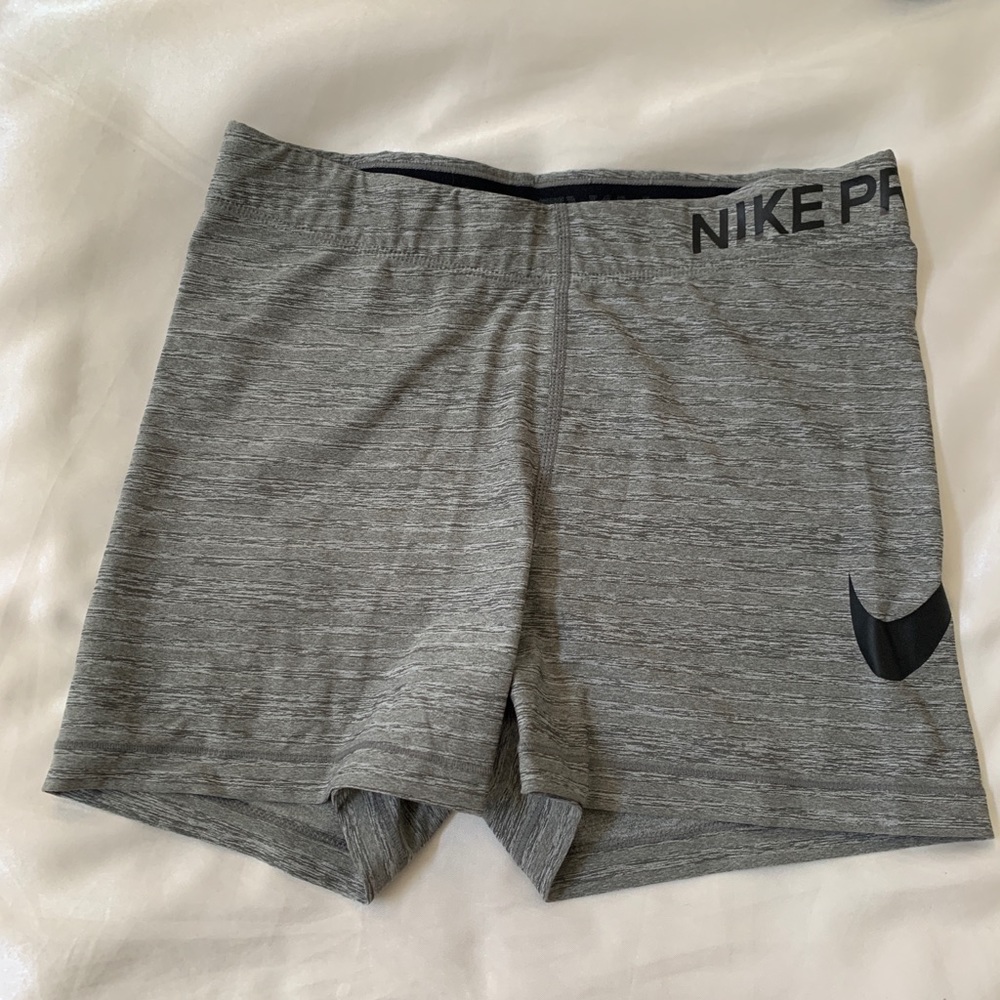 Nike pros gray